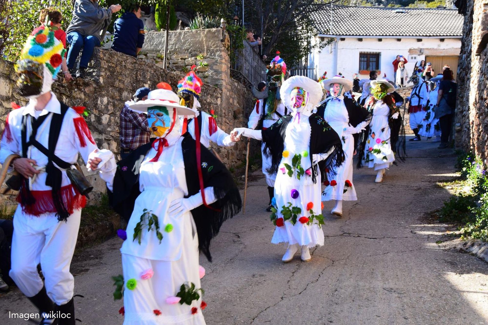 En este momento estás viendo El carnaval de Almiruete, una ancestral representación de cortejo